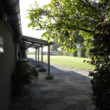 Hoeve De Mertel Biezenmortel Exterior photo