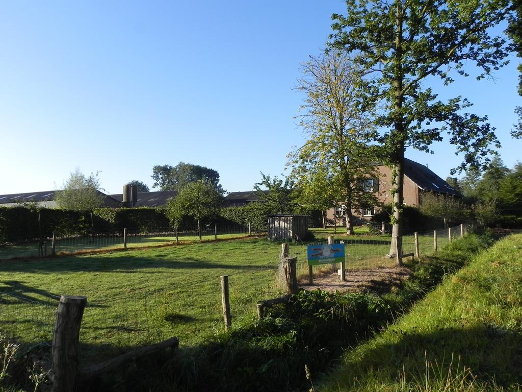 Hoeve De Mertel Biezenmortel Exterior photo